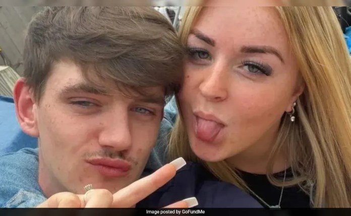 Pria Inggris Berusia 20 Tahun Meninggal di Lift Hotel Saat Liburan di Turki, Keluarga Mencari Penyelidikan Pria Inggris Berusia 20 Tahun Meninggal di Lift Hotel Saat Liburan di Turki, Keluarga Mencari Penyelidikan